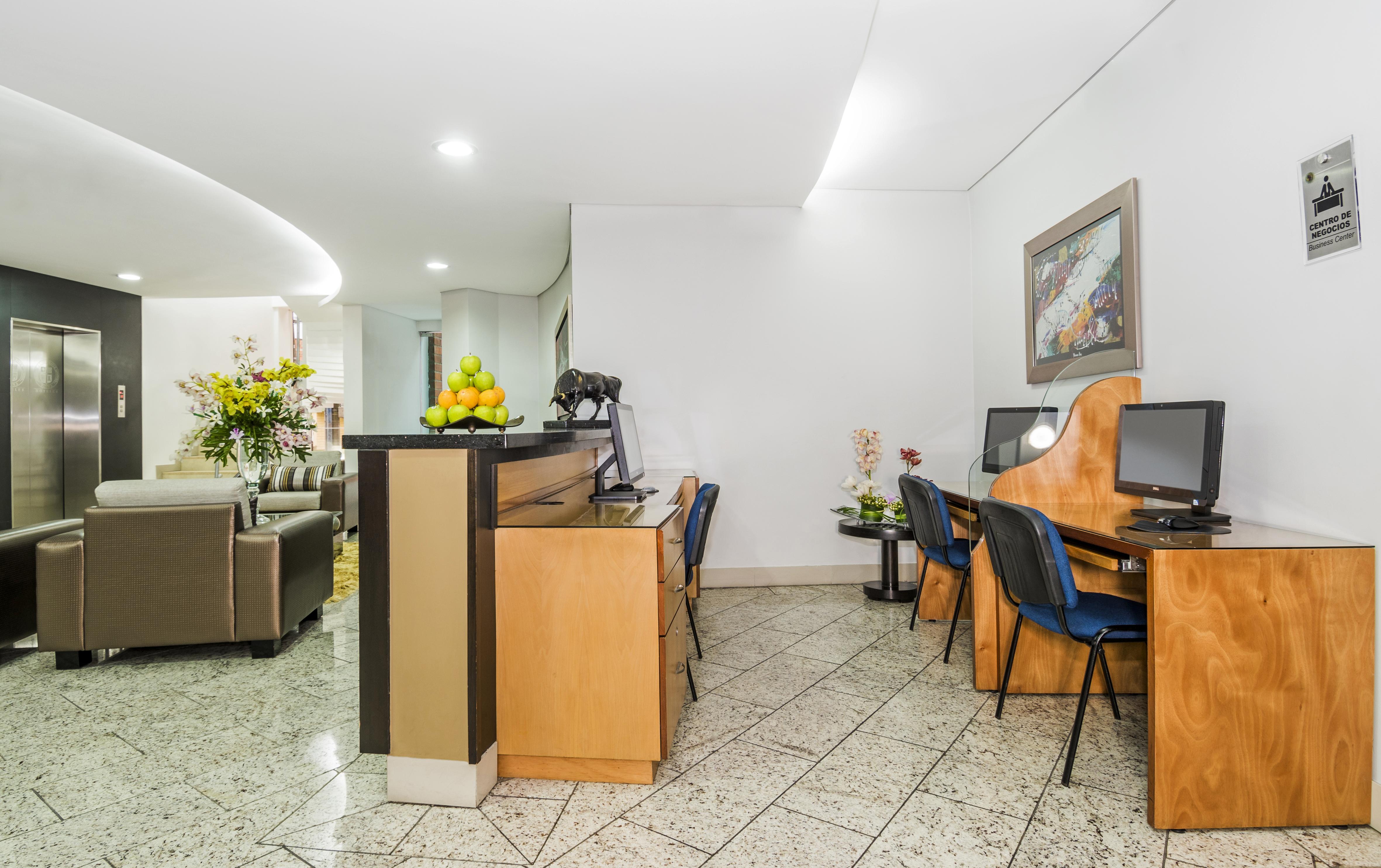 Hotel Egina Medellín Extérieur photo